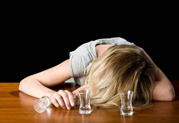 Ученые из США утверждают, что периодическое пьянство вредит еще больше чем хроническое